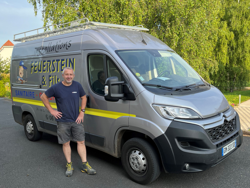 Maintien dans l’emploi : comment un plombier handicapé a pu bénéficier d’une camionnette avec toilettes