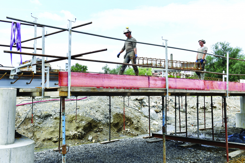 256_ Entreprise Auglans_Garde-corps à pince contre les chutes de hauteur