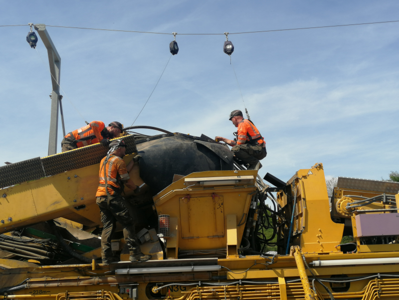 S15001-Une ligne de vie pour sécuriser les interventions de maintenance en hauteur des trains travaux sur chantiers-EIFFAGE RAIL