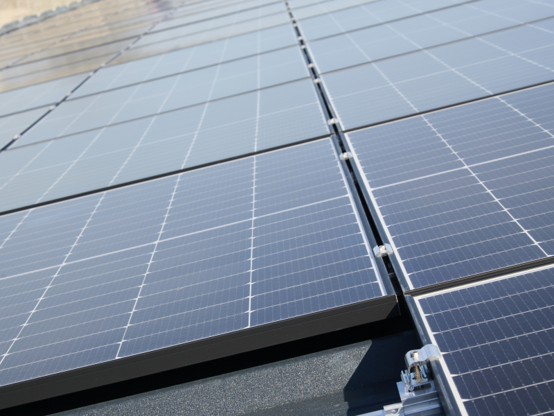 La sécurité pour tous chez Solewa, du sol… à la toiture solaire