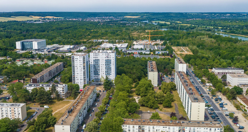 Déconstruire une tour par grignotage en milieu urbain
