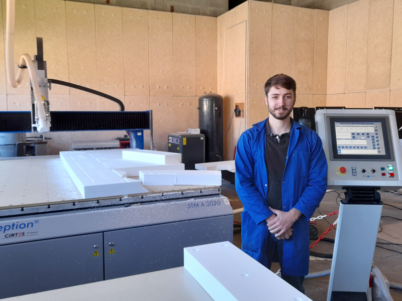 Denis Angelo, technicien commande numérique et configurateur 3D de coffrage.