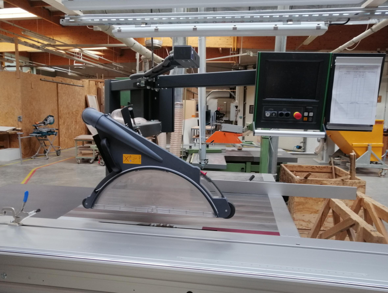 S18457 - Scie à panneaux Hand Guard Altendorf