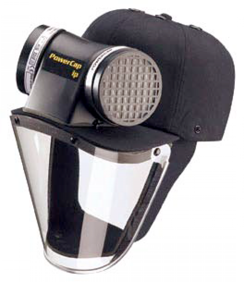 <i>Grâce à ce masque muni d’une casquette anti-heurt et d’une ventilation assistée, les ouvriers sont mieux protégés et supportent les grosses chaleurs.</i>