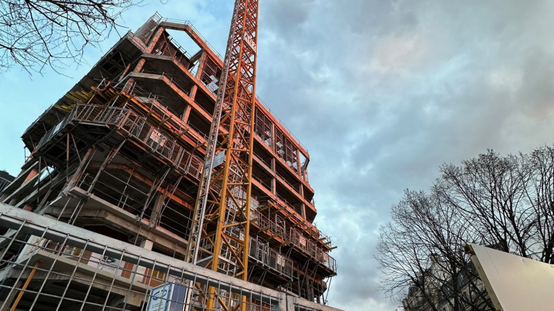 Prêt d'une grue : les conditions à respecter et un modèle de contrat à télécharger