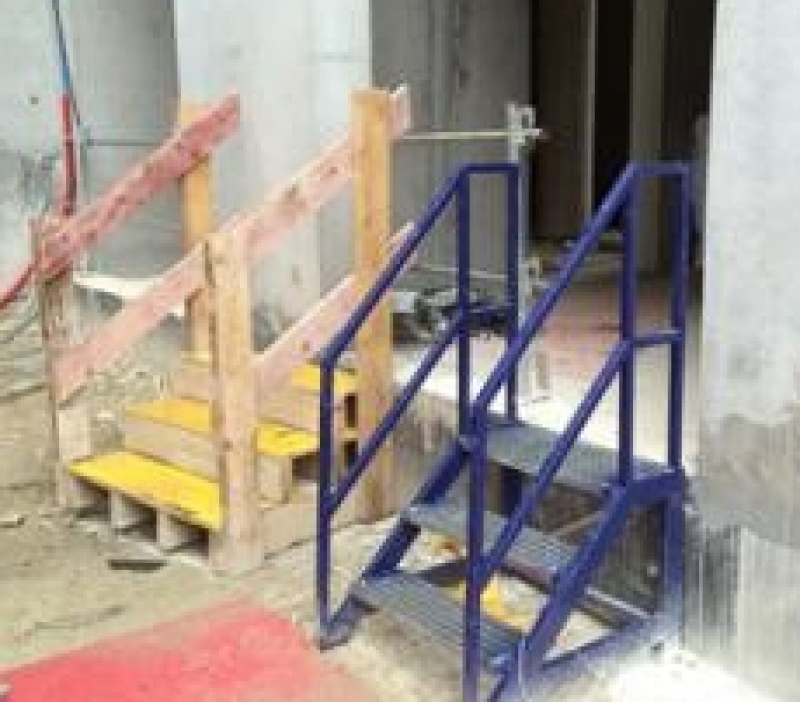 S644 - Privilégier des escaliers métalliques pour sécuriser le chantier