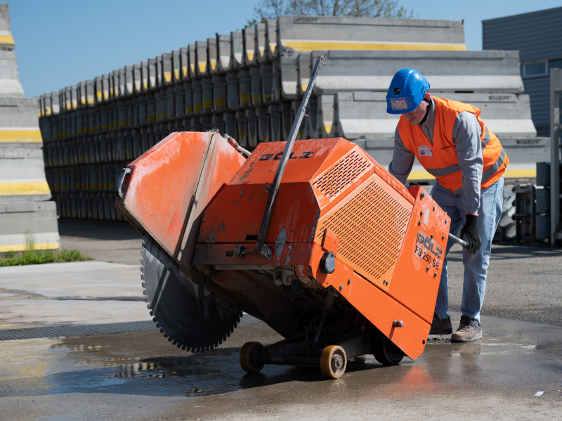 Scier et carotter en équipe pour plus de confort et de sécurité